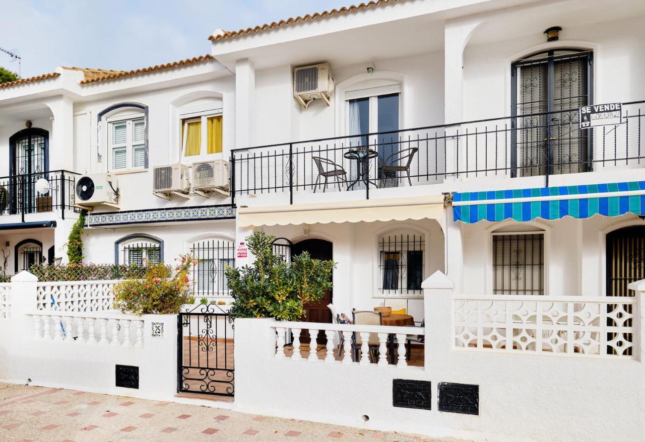 Family Bungalow La Zenia Beach Dehesa de Campoamor  エクステリア 写真